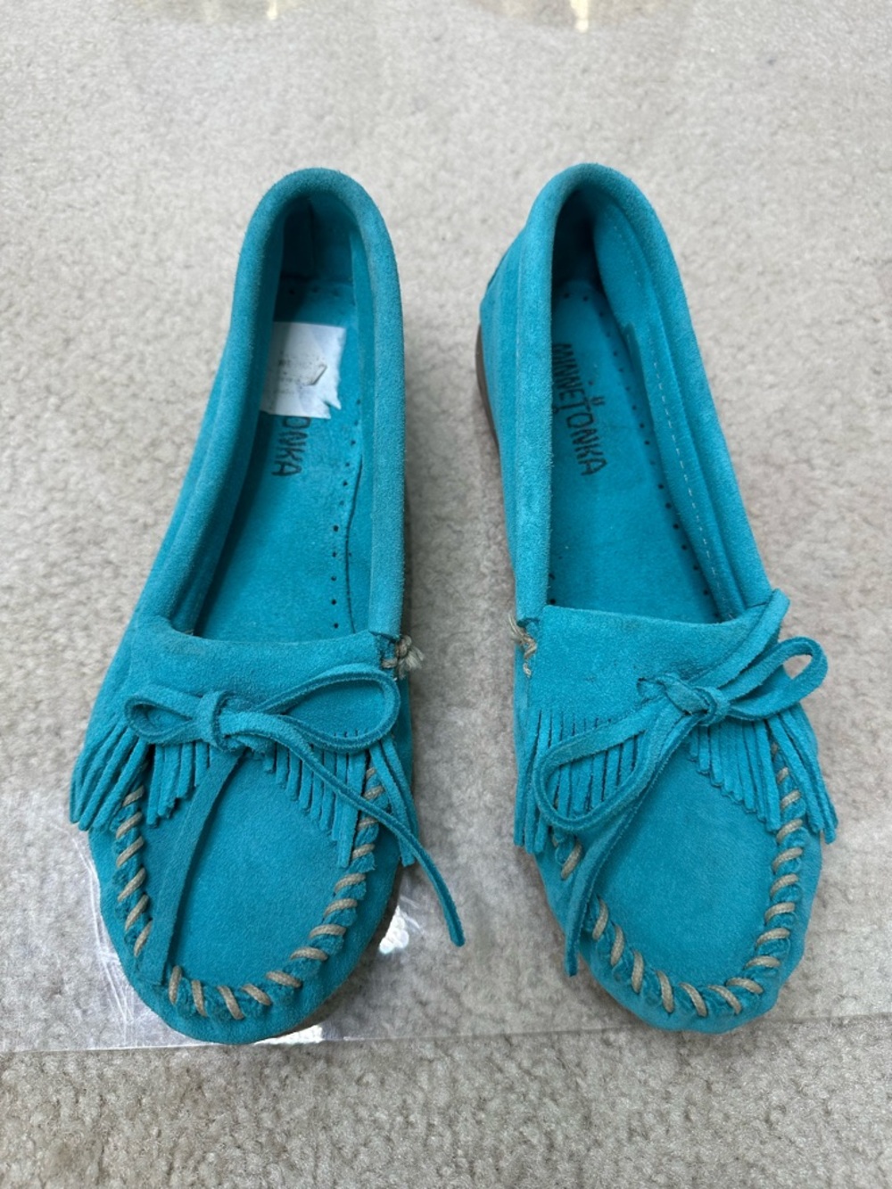 MINNETONKA TURQUOISE KILTY MOCCASINS WOMENS SZ 7